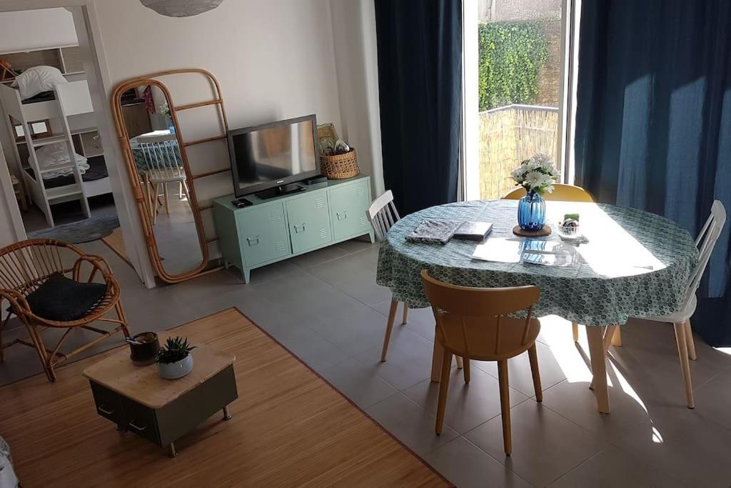 Bel Appartement Vannes Centre Екстер'єр фото