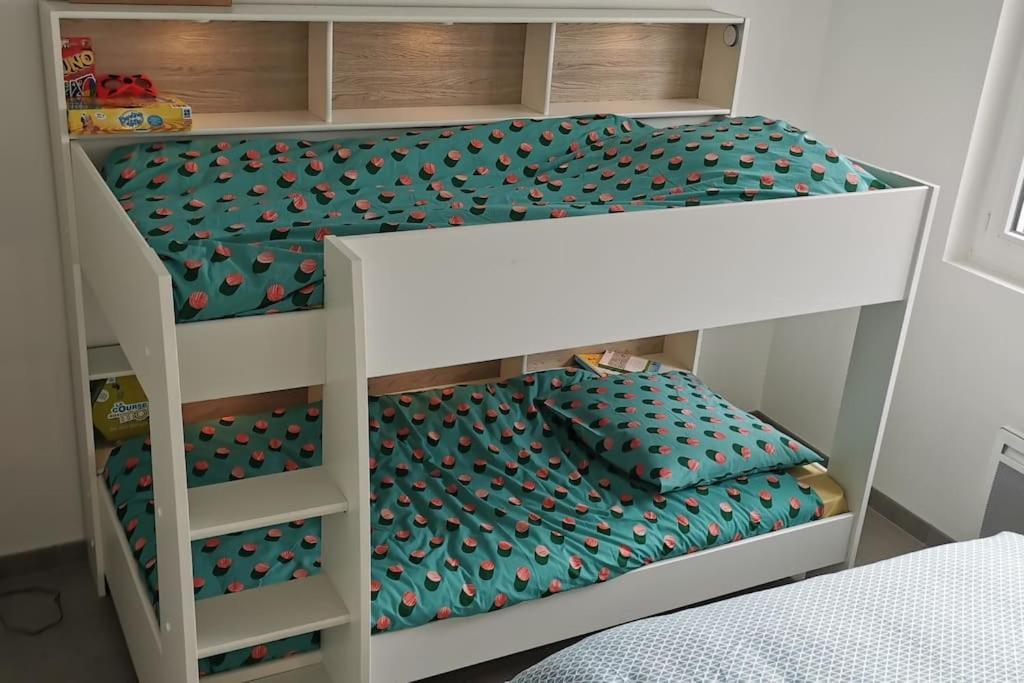 Bel Appartement Vannes Centre Екстер'єр фото